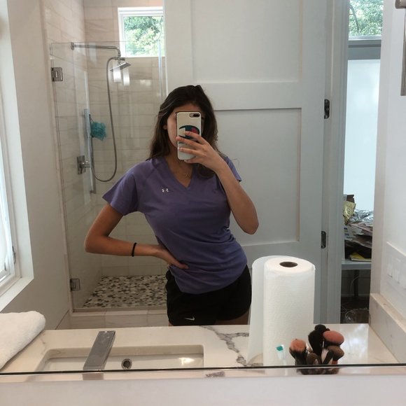 Under Armor Fitted v-neck shirt - Picture 2 of 4